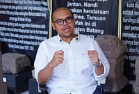Bupati Batang M Faiz Kurniawan menyiapkan strategi reward berupa bantuan intensif keuangan bagi desa yang tingkat angka putus sekolah terendah, Senin (4/5/26).