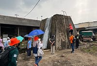 Sekelompok pemburu sejarah asal Bogor yang tergabung dalam komunitas Jalan Pagi Sejarah (Japas), saat melakukan perjalanan sejarah di beberapa lokasi penging di Pekalongan, beberapa waktu lalu. Foto : Istimewa