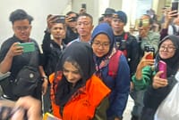 Mantan Bupati Pekalongan Fadia Arafiq menjalani sidang perdana dugaan kasus korupsi yang menjeratnya di PN Tipikor Semarang, Kamis (23/7/26). Foto : Istimewa